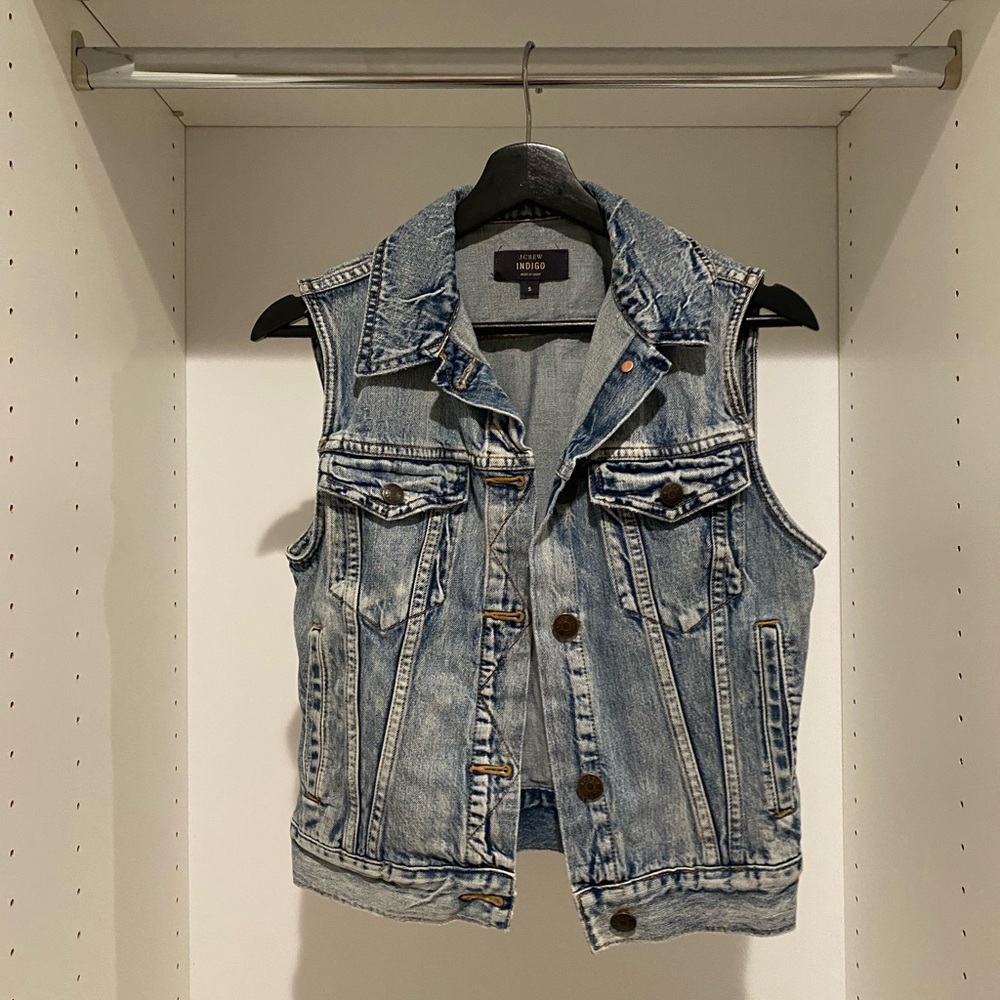 JCREW DENIM JACKET // SIZE SMALL